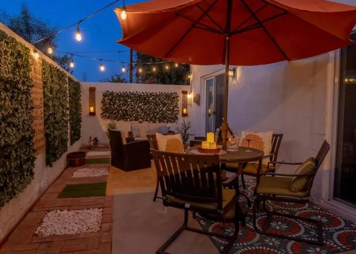 Apartment Western Themed Old Town With King Bed And Community Pool *