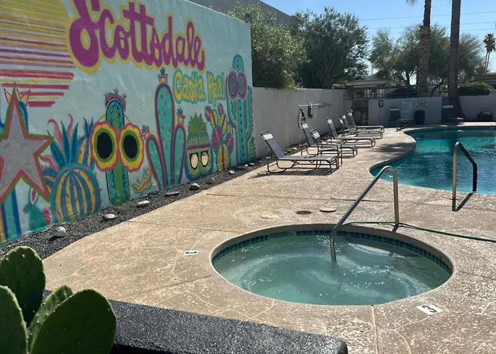 Western Themed Old Town With King Bed And Community Pool * Scottsdale